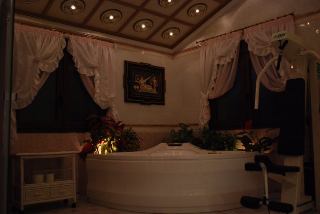 10 hoteles de España exclusivos para parejas liberales 4 Moncloa villa darkum hoteles parejas