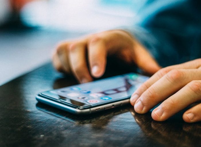 ¿SE PUEDEN UTILIZAR PRODUCTOS DE LIMPIEZA?