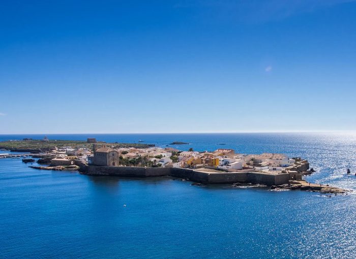 TABARCA, LA ÚNICA ISLA HABITADA DE LA COMUNIDAD VALENCIANA