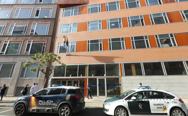 Fiscalía solicita prisión y retirada de la patria potestad a una madre acusada de maltratar a su hija Fiscalía solicita prisión y retirada de la patria potestad a una madre acusada de maltratar a su hija