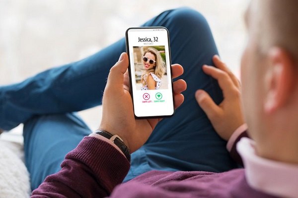 Cómo ligar con éxito en las apps de citas 3 Moncloa ligar primer paso