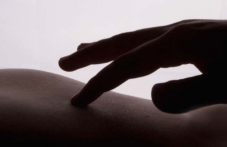 Así es la caricia más seductora 4 Moncloa tipos caricias