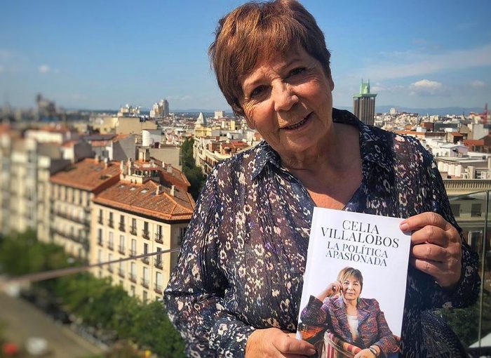CELIA VILLALOBOS ALABA SU LABOR COMO PERIODISTA