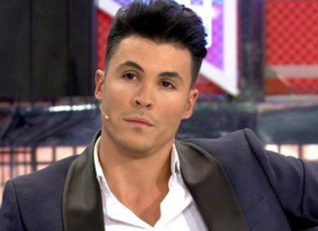 KIKO JIMÉNEZ BATIÓ EL RÉCORD DE MENTIRAS EN 'SÁBADO DELUXE'