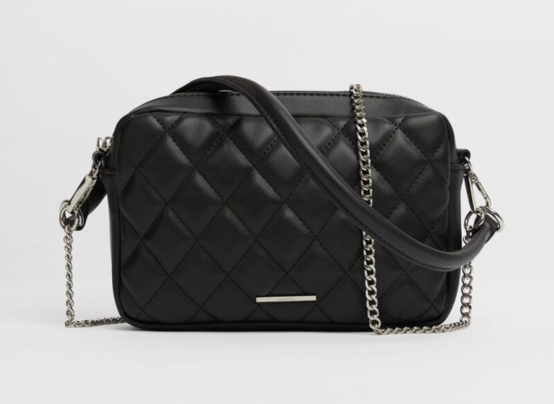 BOLSO ACOLCHADO DE BERSHKA