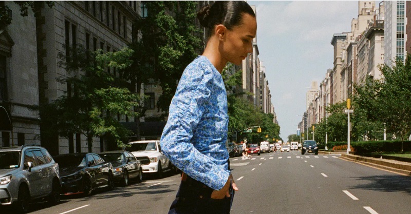 blusa estampada fruncidos
