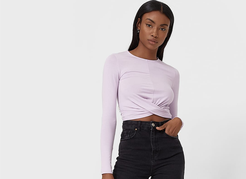 CROP TOP CRUZADO MANGA LARGA DE STRADIVARIUS
