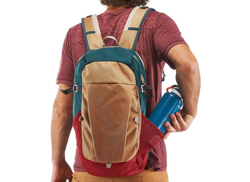 MOCHILA PEQUEÑA DE MONTAÑA Y TREKKING QUECHUA NH100 20L
