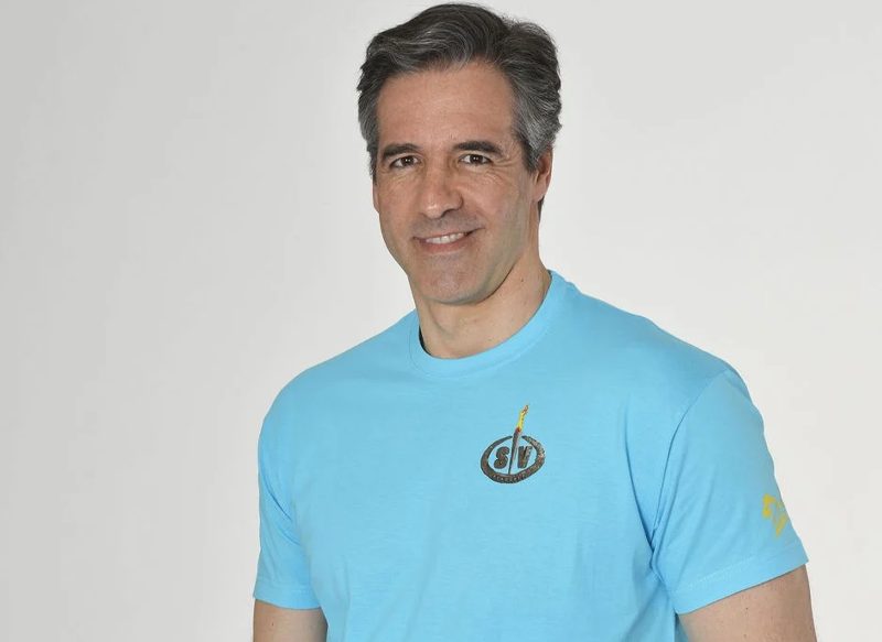 PACO BENITO, DE 'PASAPALABRA' A 'SUPERVIVIENTES'