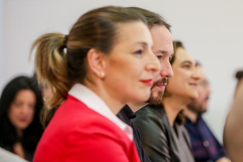 Colau y Yolanda Díaz arropan a Iglesias en su mitin de fin de campaña en Vicálvaro Colau y Yolanda Díaz arropan a Iglesias en su mitin de fin de campaña en Vicálvaro