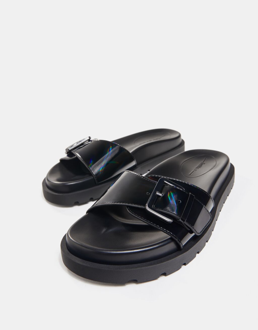 sandalia plana irisada