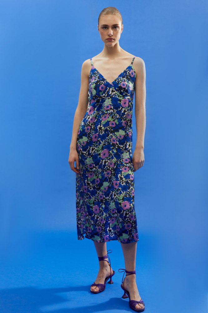 vestido corte midi