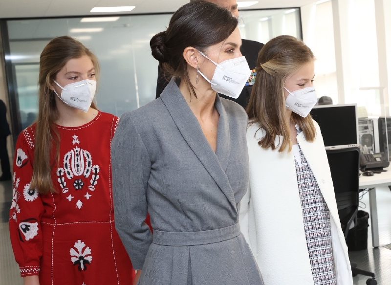 LA REINA LETIZIA DIFICULTA EL TRABAJO DE LOS PROFESORES