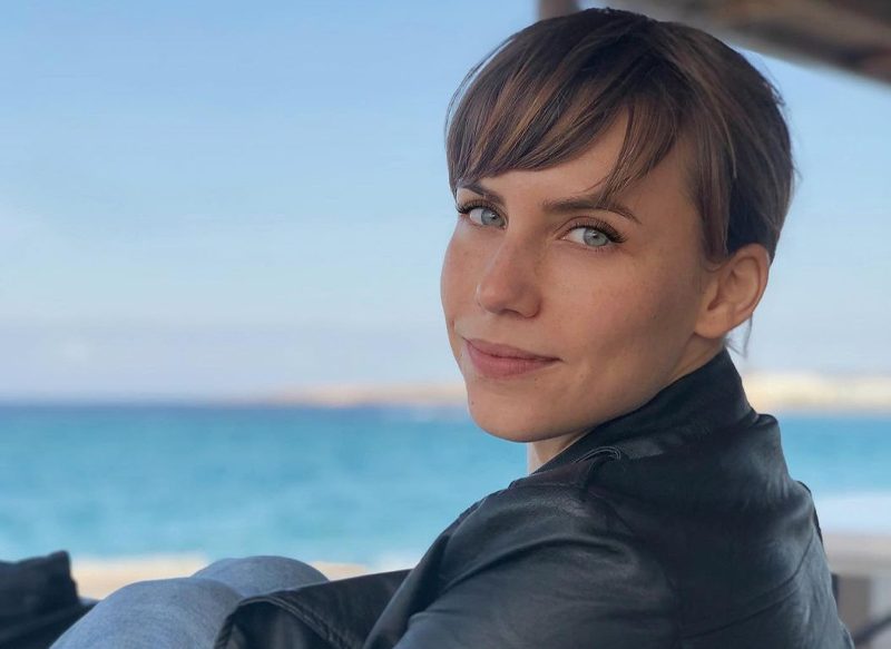 LOS INICIOS DE AURA GARRIDO