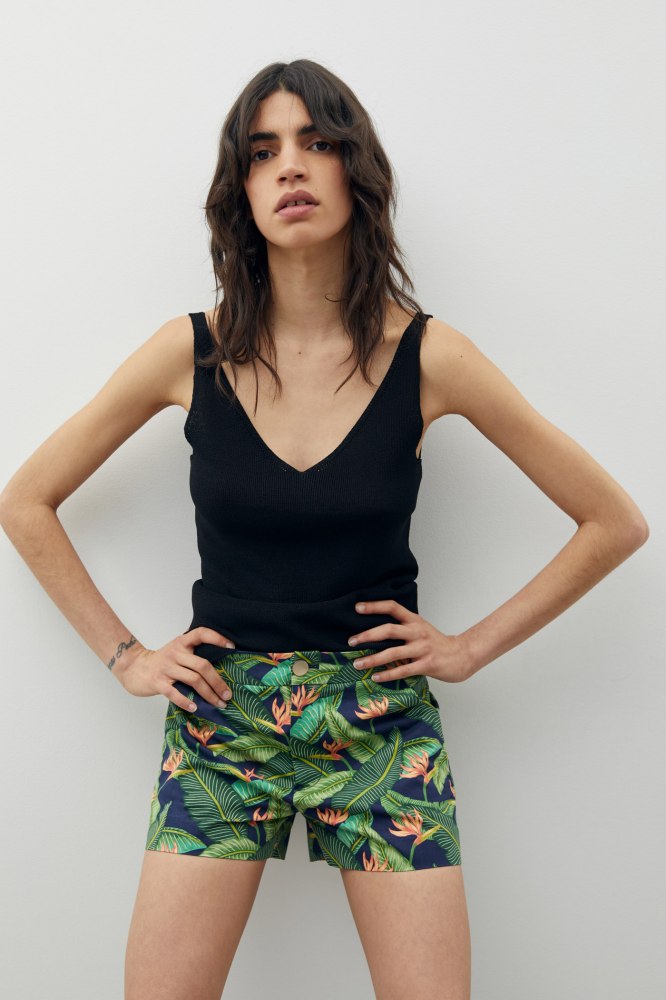 short estampado verano