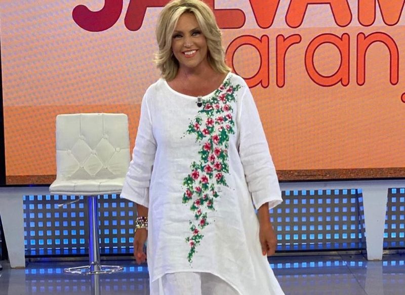 QUIÉN ES LYDIA LOZANO