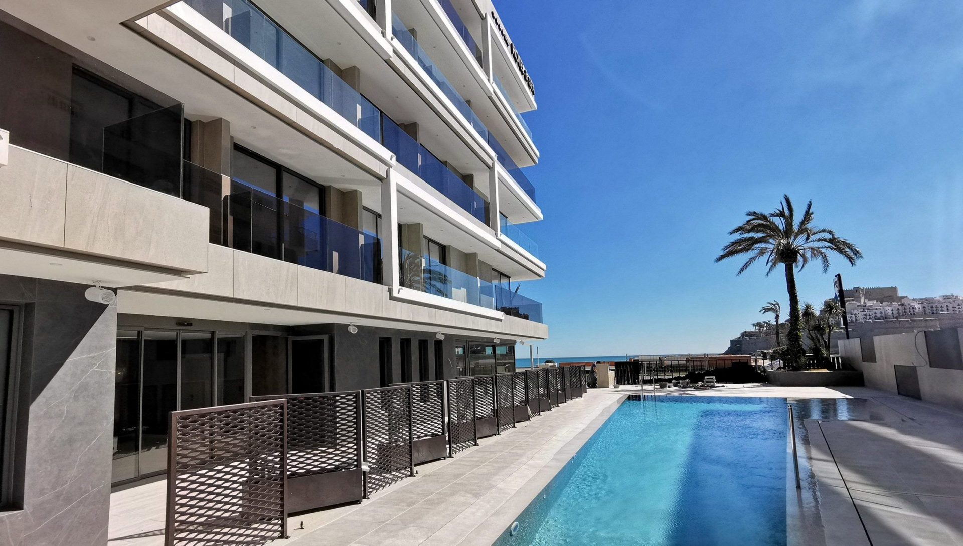 1625561095_hotelcastillo_peniscola_vistas_desde_piscina