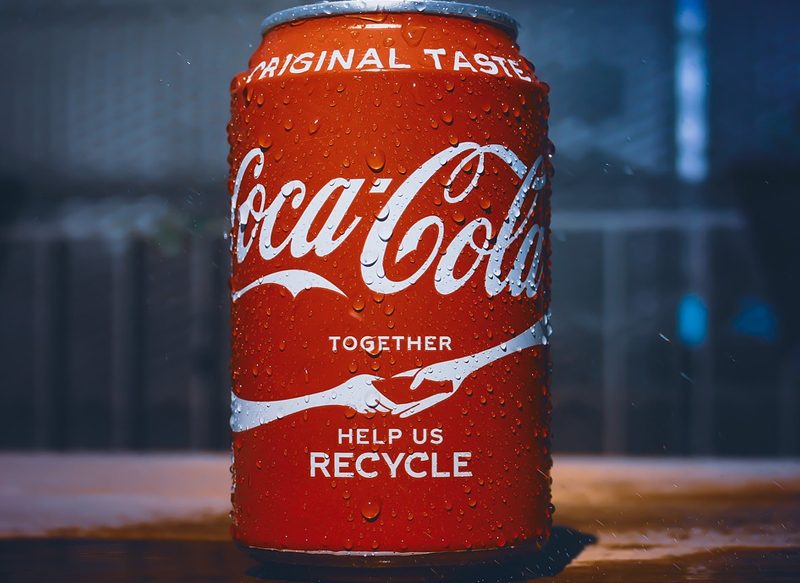¿CUÁLES DE LAS COCA-COLAS TIENEN MÁS CALORÍAS?