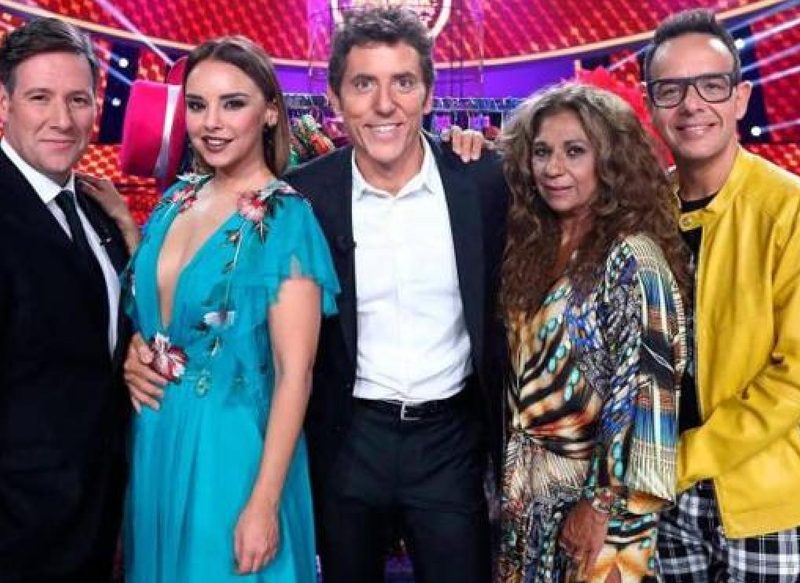 UN JURADO CAMBIANTE EN TU CARA ME SUENA