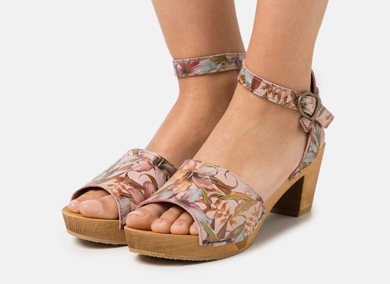 ZUECOS OTIUM SQUARE FLEX DE SANITA