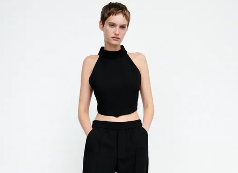 TOP HALTER CROPPED