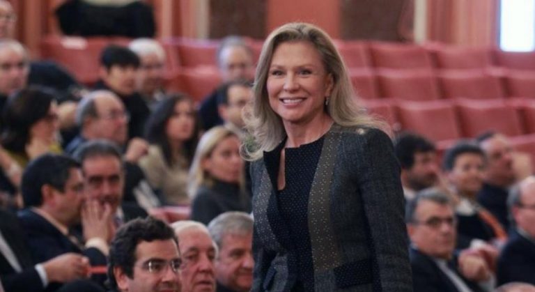Alicia Koplowitz toma decisiones en su sicav tras su fallida inversión en la IA americana
