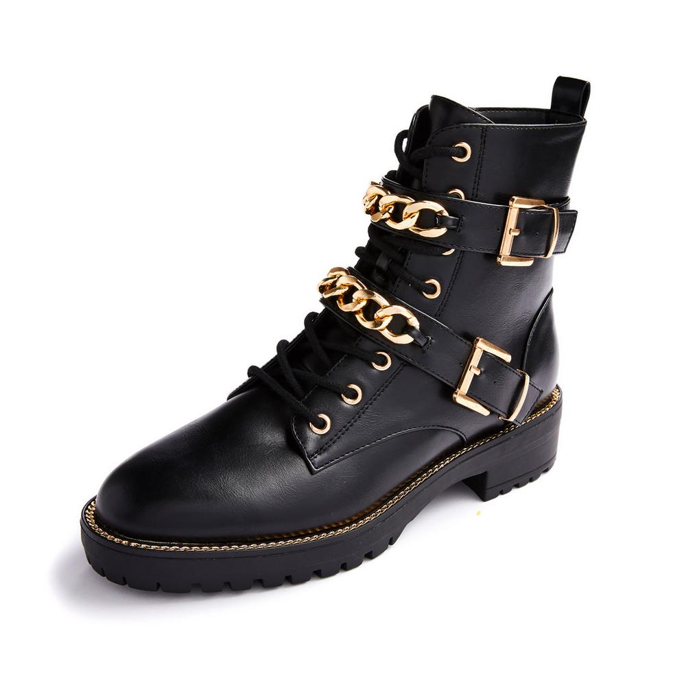 botas negras