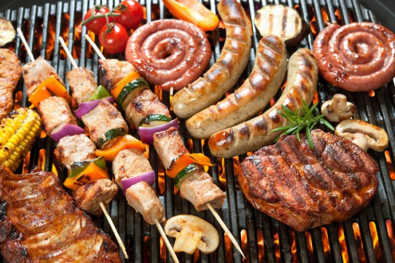preparando parrilla