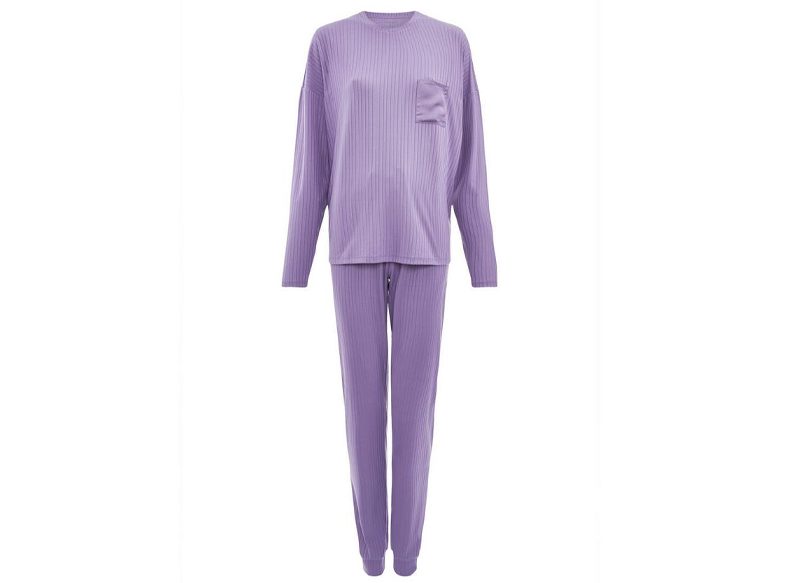 PIJAMA SUAVE LILA DE CANALÉ