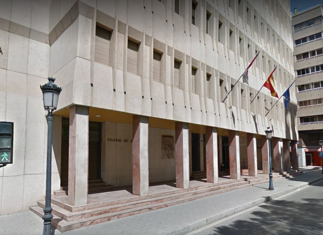 Piden 3 años de prisión para un hombre acusado de romper la rodilla a otro