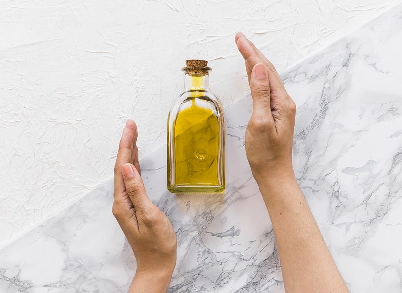 Cómo usar el aceite de oliva para eliminar las arrugas de la piel