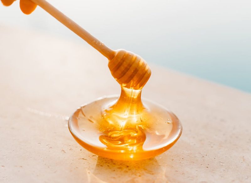 LA MIEL SIRVE COMO HIDRATACIÓN