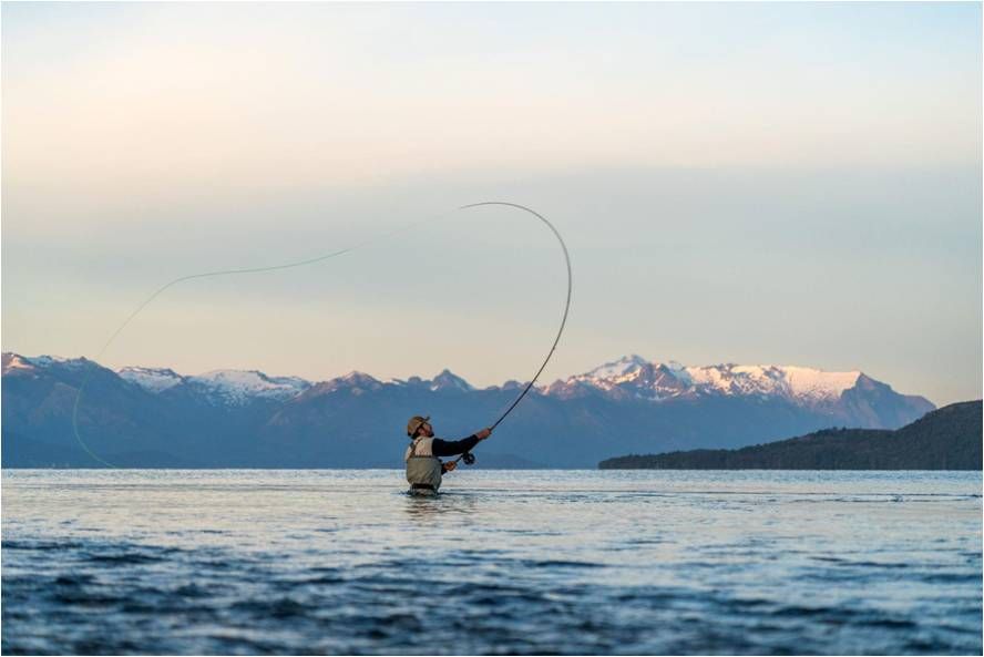 1637576634_Foto_portada_Rio_Negro_Lago_Nahuel_Huapi_Inprotur_