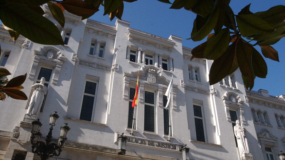 El TSXG avala el despido de un conductor de autobús escolar de A Coruña