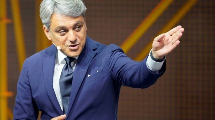 Luca de Meo, CEO de Renault, más de 50 años enamorado del automóvil | Fuente: Agencias