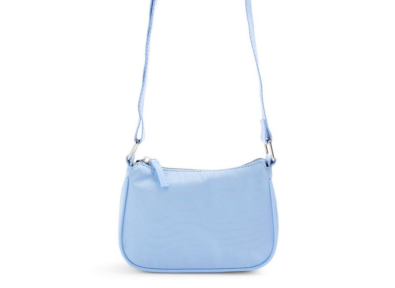 BOLSO BANDOLERA DE NAILON CON CREMALLERA DE PRIMARK