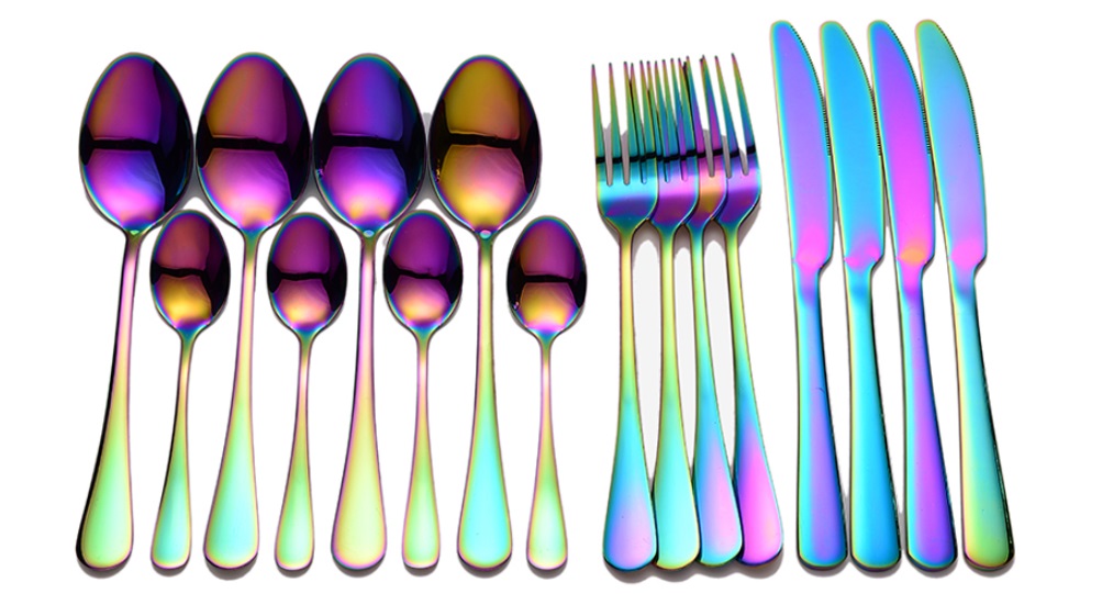 cubiertos a todo color