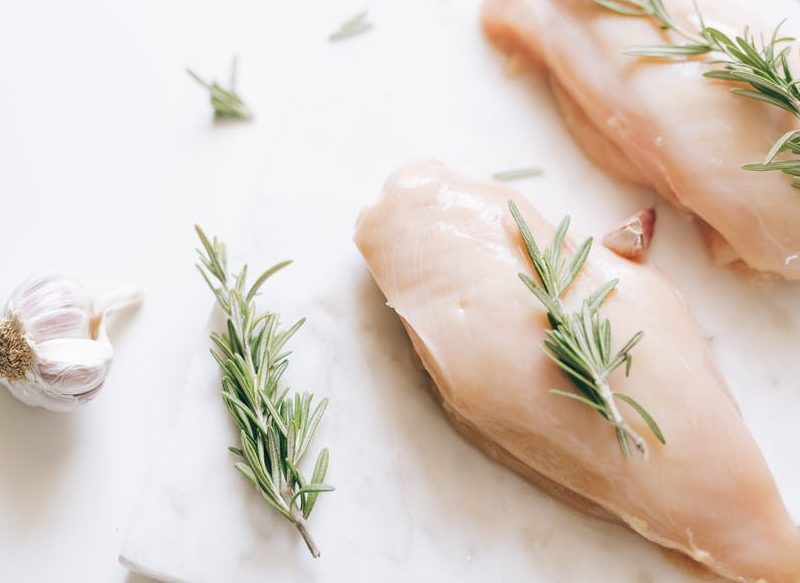 CÓMO PREPARAR EL CONEJO AL AJILLO