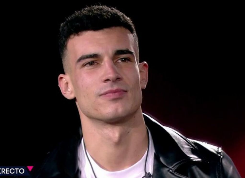 ADRIÁN, OTRO CANDIDATO A ABANDONAR LA CASA