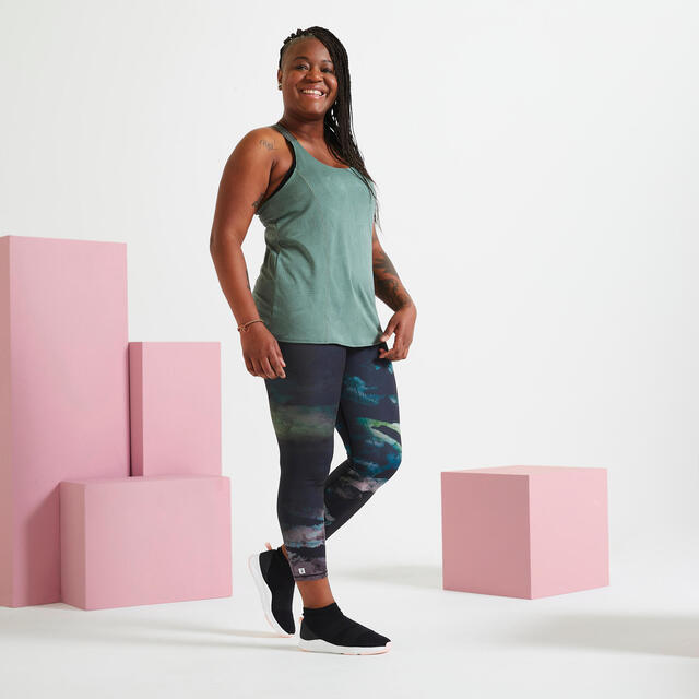 Lo mejor que puedes comprar en Decathlon con 10 euros 9 Moncloa Camiseta de tirantes Finos Mujer Fitness Verde