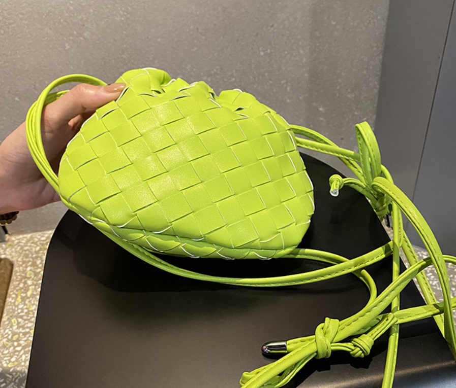 bolso bombonera trenzado