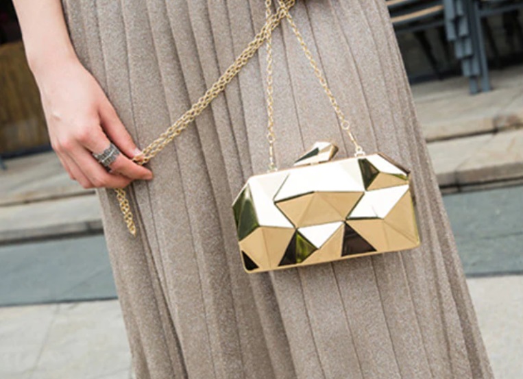 bolso caja geométrico
