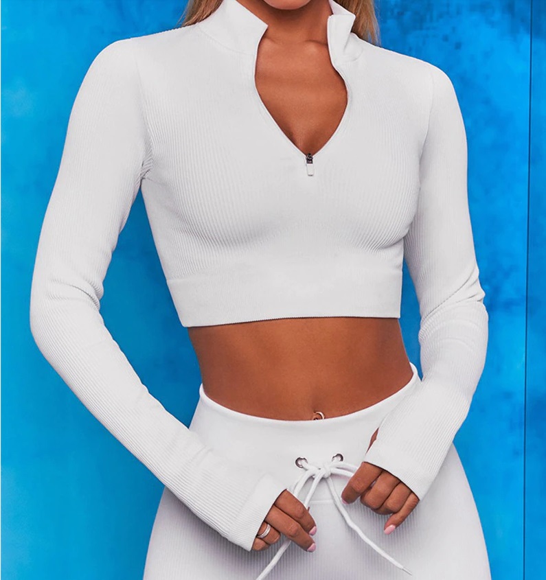 conjunto top corto con mangas