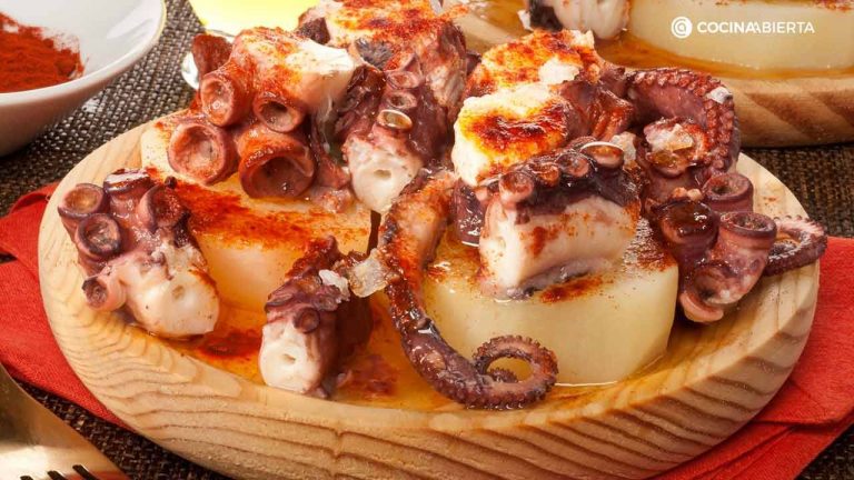 Esta es la crema de patatas perfecta para acompañar el pulpo