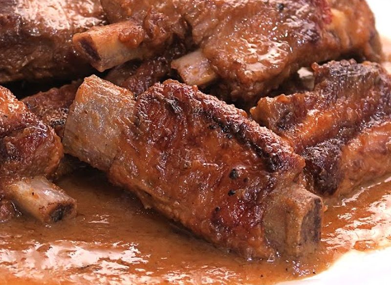 INGREDIENTES IMPRESCINDIBLES PARA BORDAR LAS COSTILLAS GUISADAS
