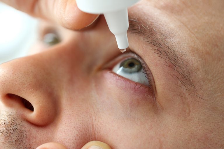 ¡Ojo si usas este colirio para la alergia! Sanidad retira algunos lotes de Bilaxten