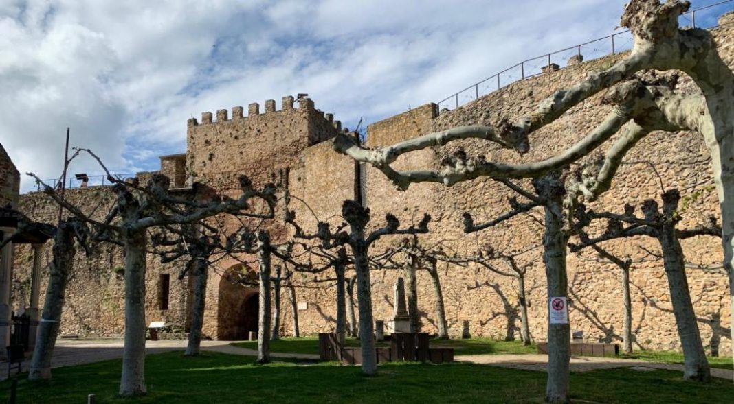 Buitrago de Lozoya: la villa amurallada