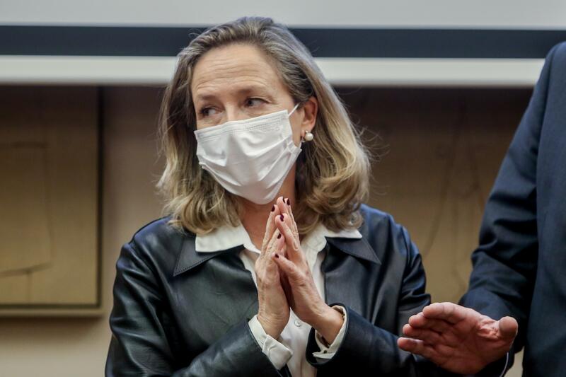 Calviño pide avanzar en un marco de reglas fiscales que responda a los retos actuales