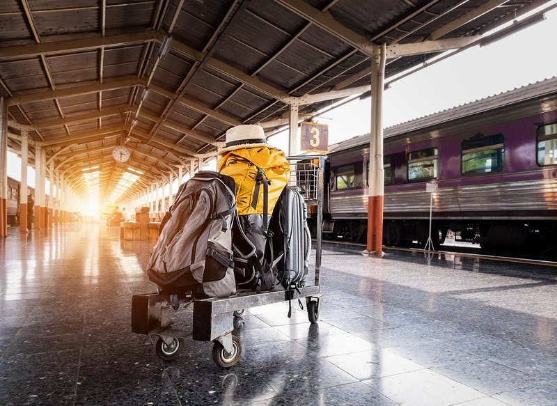 DÓNDE COLOCAR LAS COSAS PEQUEÑAS EN LA MALETA