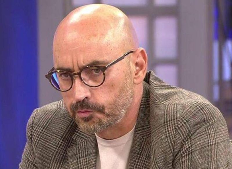 DIEGO ARRABAL CARGA CONTRA VIVA LA VIDA